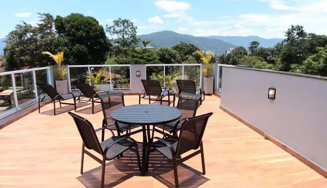 Pousada Solarium Flats Itagua Próximo ao Aquário e a Praça da Baleia-1