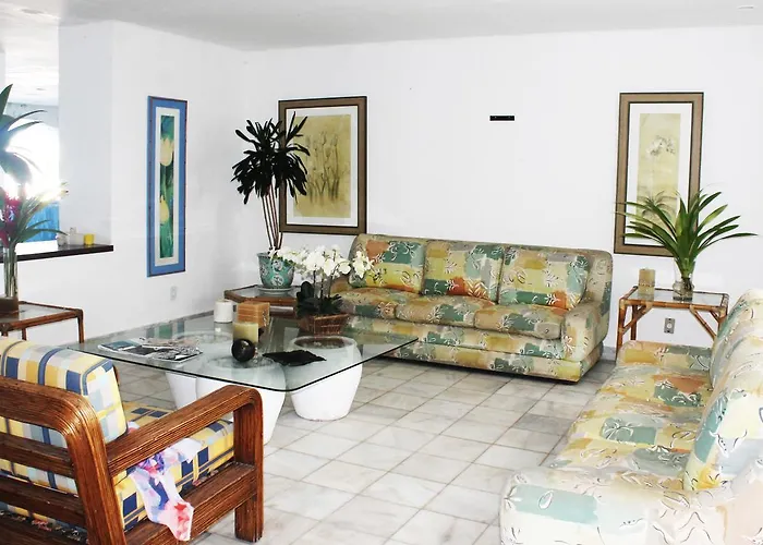 Enseada Palace Hotel